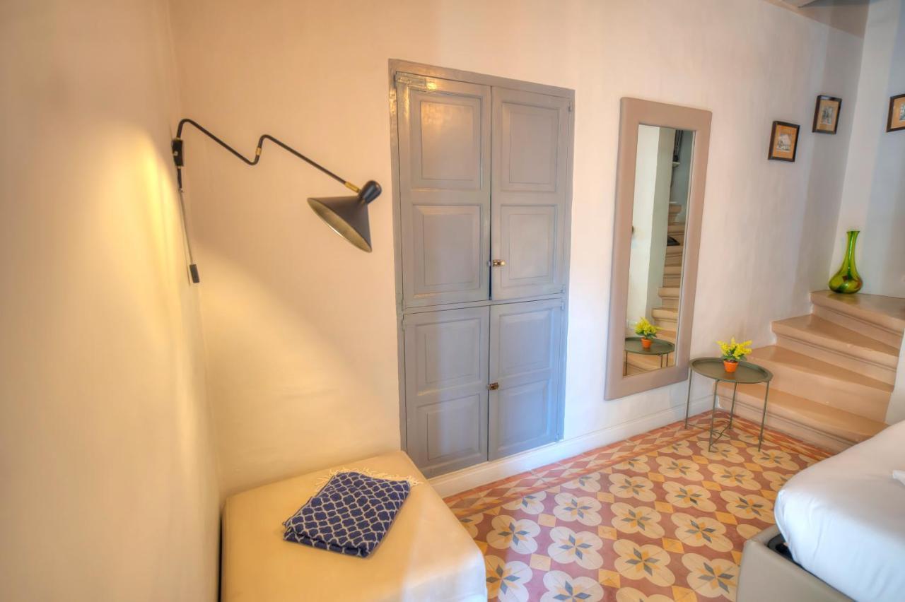 Charming & Traditional Flat In City Center Esch1-2 Valletta Buitenkant foto
